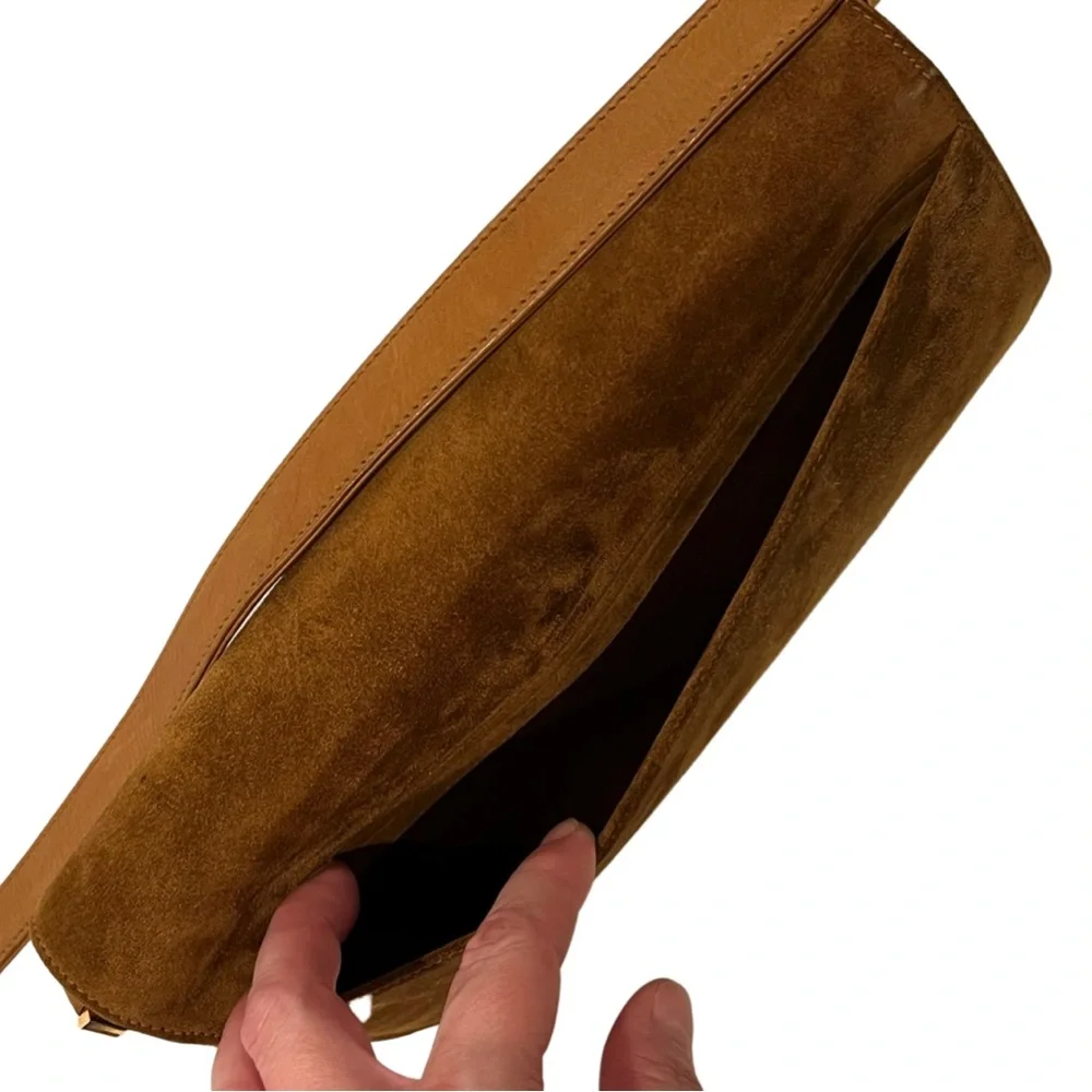 Vintage 1970s Gucci Blondie Camel Suede GG Envelope Bag convertible - Picture 10 of 14